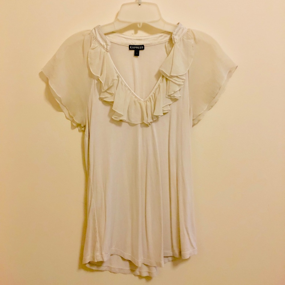 Express off-white blouse w/ adorable cap sleeves